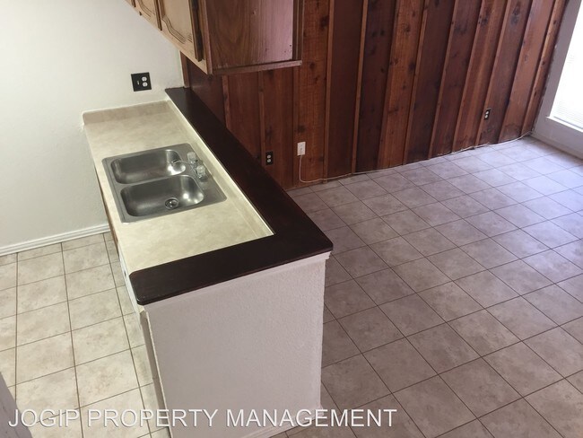 Foto del edificio - 9524 Military Pkwy