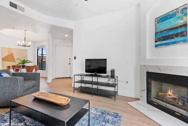 Foto del edificio - 15608 N 71st St