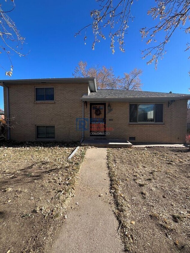 Foto principal - 2564 S Yates St