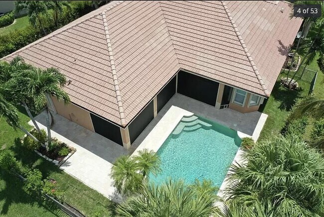 Foto del edificio - 7215 NW 110th Ave