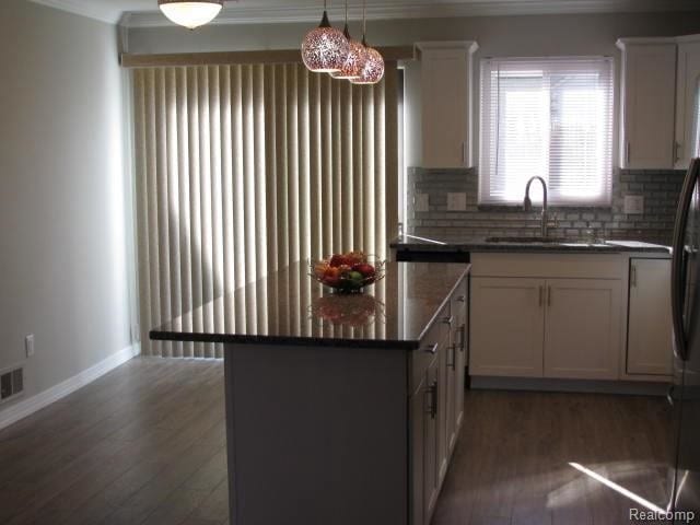Building Photo - 45294 Manor Dr