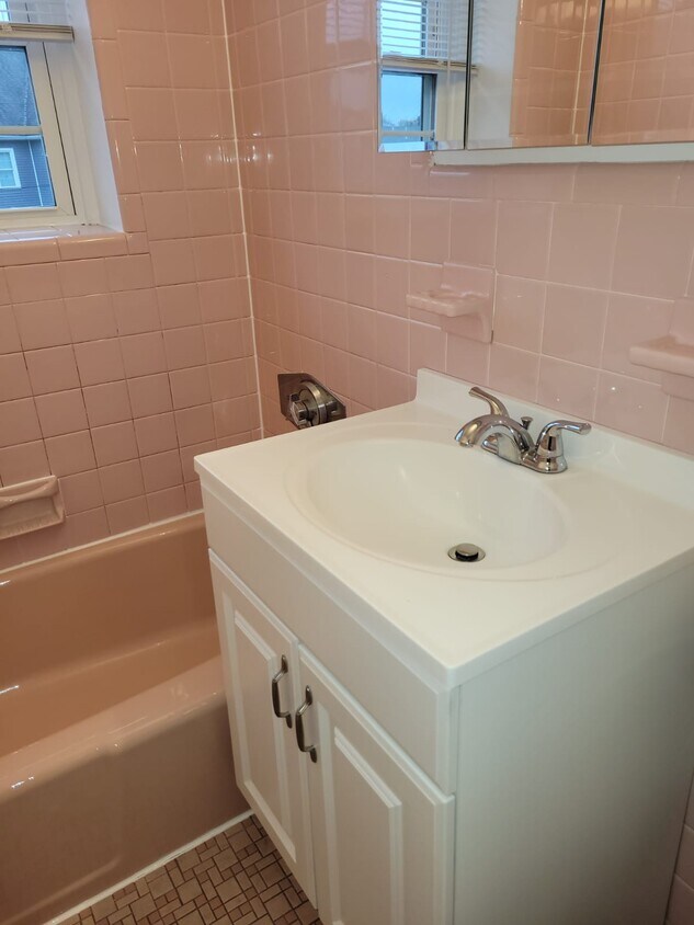 Primary Photo - 120 North St