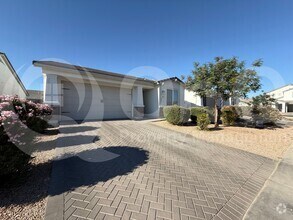 Building Photo - 624 E Vail Ln