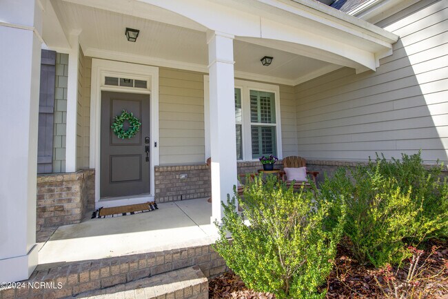 Building Photo - 240 Parrish Ln