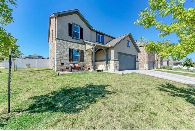 Building Photo - 5817 Daly Dr