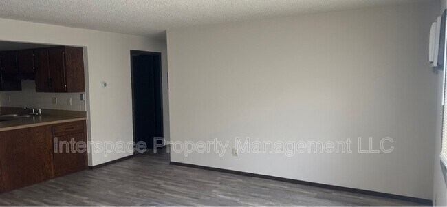 Foto del edificio - 1500 Pioneer Rd