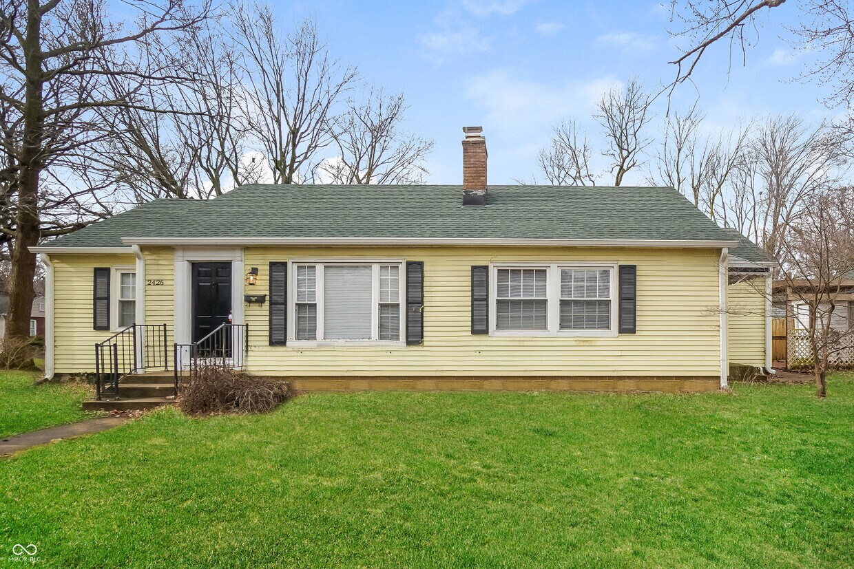 Primary Photo - 2426 E Northgate St