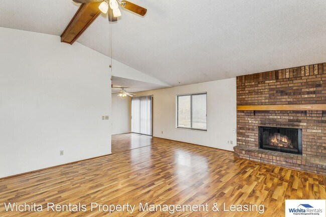 Building Photo - 3 br, 2 bath House - 1732 S Beech St