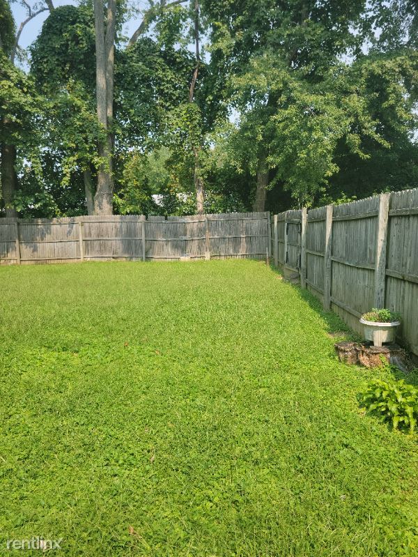 Foto del edificio - 3 br, 1 bath House - 353 James Ave