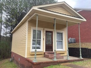Building Photo - 403 Saddle Creek Loop