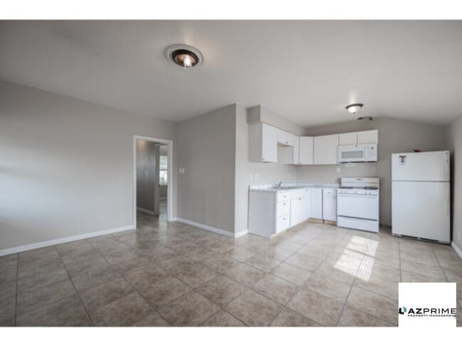 Building Photo - Comfortable 2/1 Chandler Apartment!