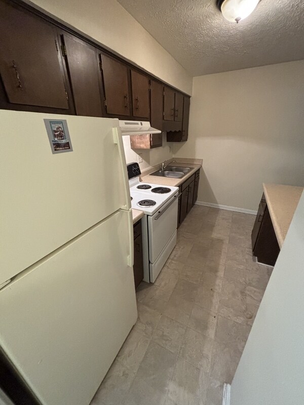 Foto del edificio - 2706 Chickasaw Ave