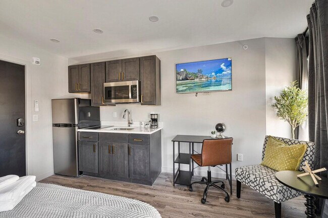 Foto del edificio - 98 Cottage St