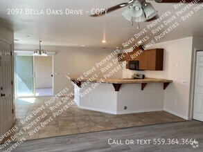 Building Photo - 2097 Bella Oaks Dr