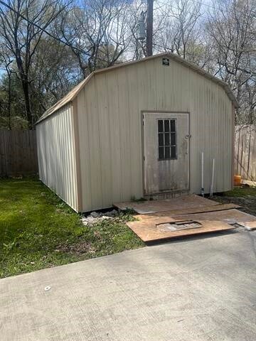 Building Photo - 775 W Herring St