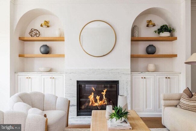 Foto del edificio - 2460 Ontario Rd NW