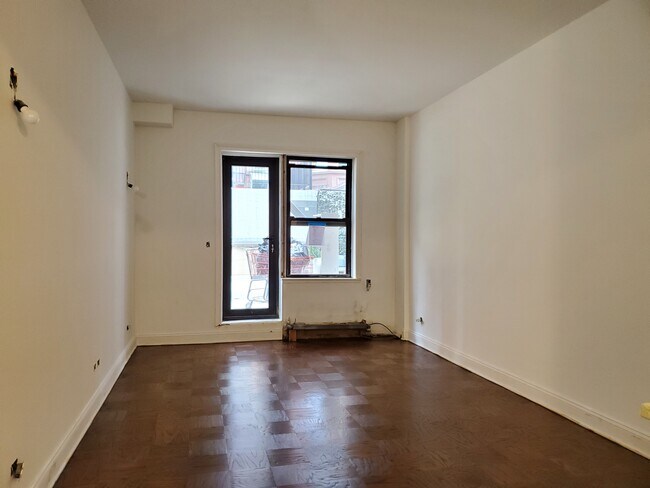 Building Photo - 235 W 22nd St