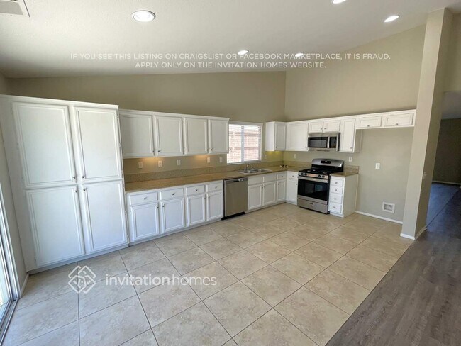 Foto del edificio - 25375 Mountain Springs St