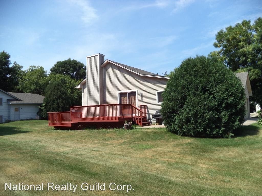 Primary Photo - 4 br, 2 bath House - 108XX Stutz St NE