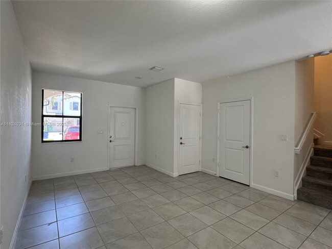 Foto del edificio - 11964 SW 244th St