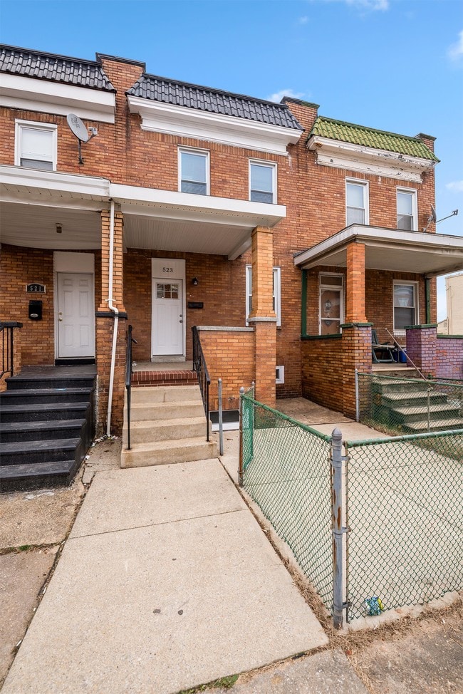 Building Photo - 523 Rappolla St