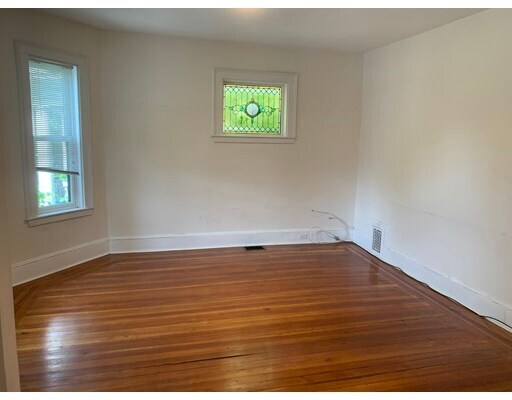 Building Photo - 138 Huron Ave