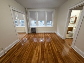 Building Photo - 109 Brainerd Rd