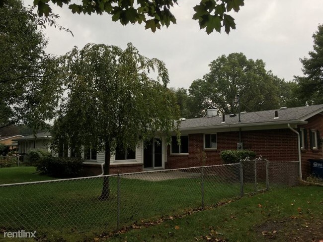 Foto del edificio - 3 br, 1.5 bath House - 2016 Firlawn Dr