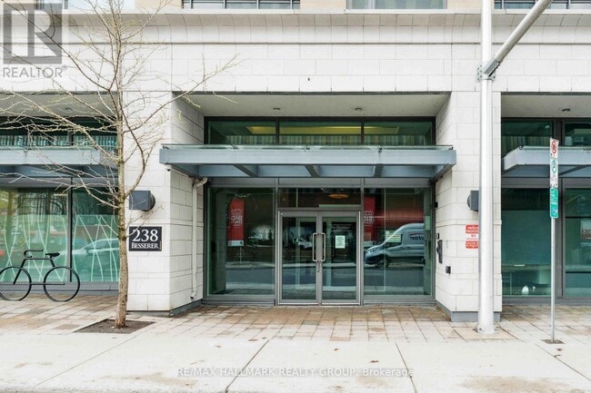 Building Photo - 238-1238 Besserer St
