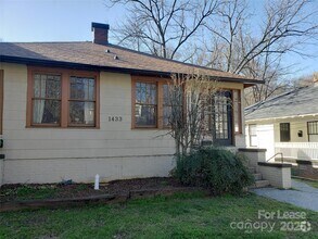 Building Photo - 1433 Pecan Ave