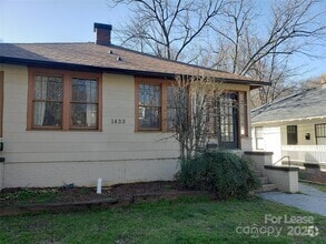 Building Photo - 1433 Pecan Ave
