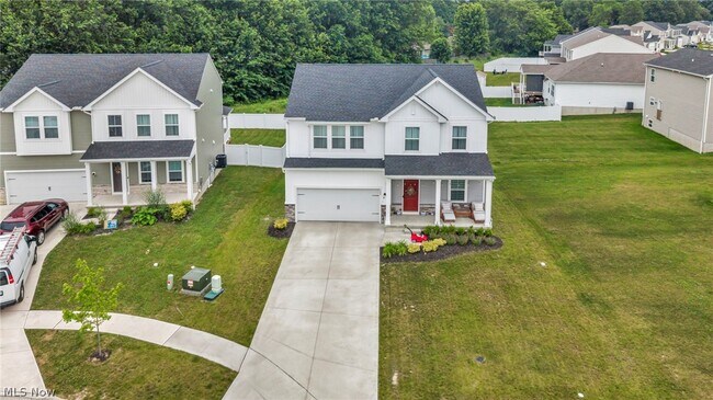 Foto del edificio - 704 Maple Hollow Ct