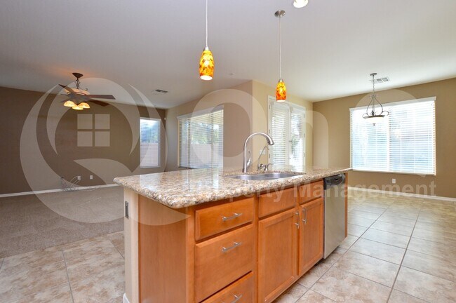 Foto del edificio - 3250 S Holguin Way