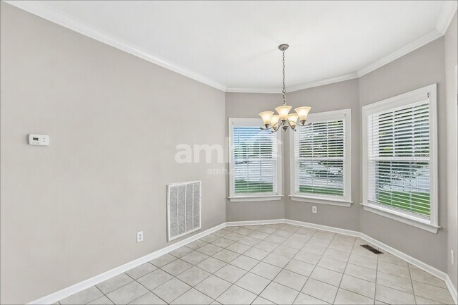 Building Photo - 3006 Stow Xing