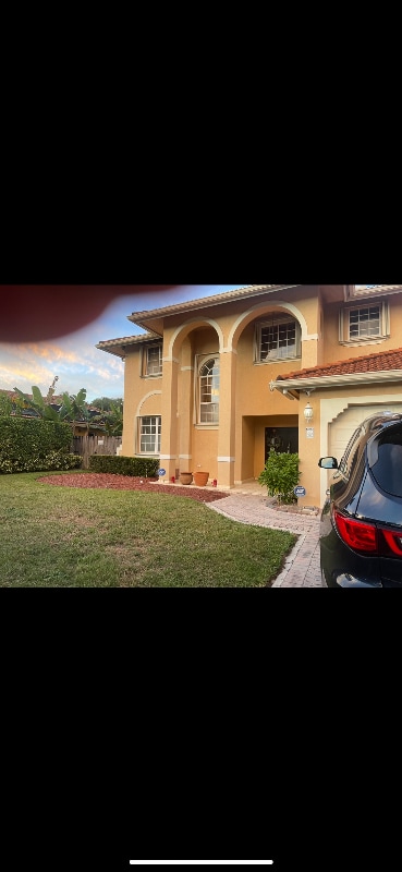 Foto del edificio - 15807 SW 102nd Ln