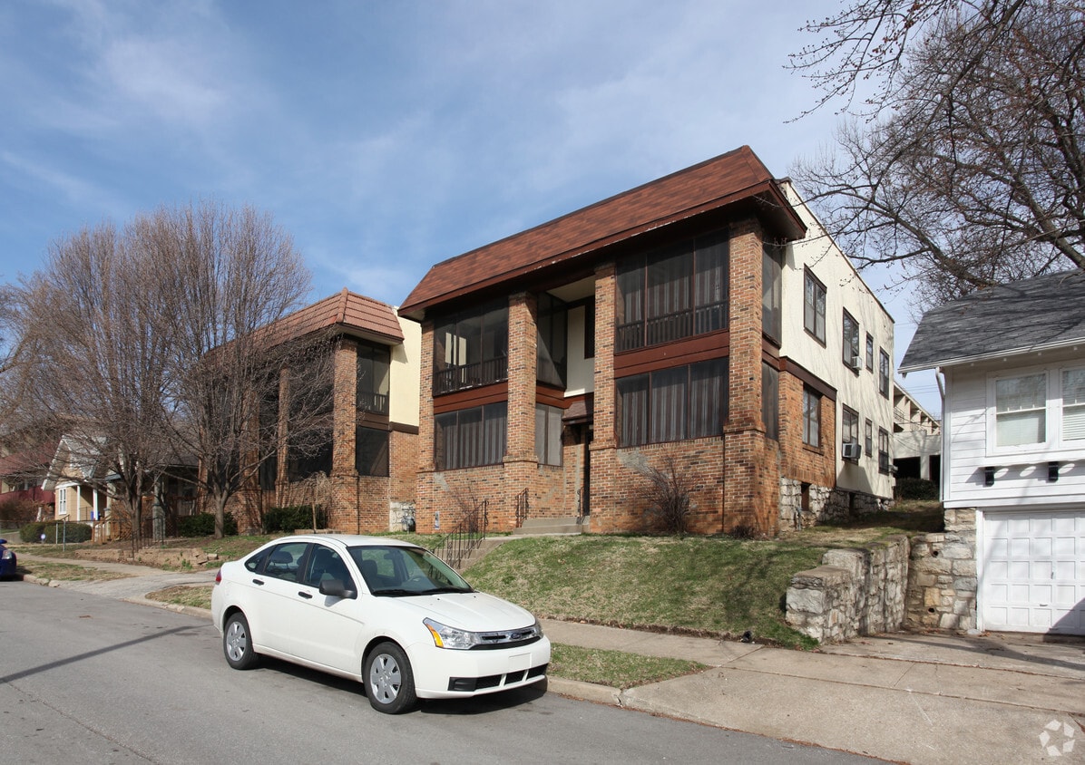 Mercier Apartments in Kansas City, MO