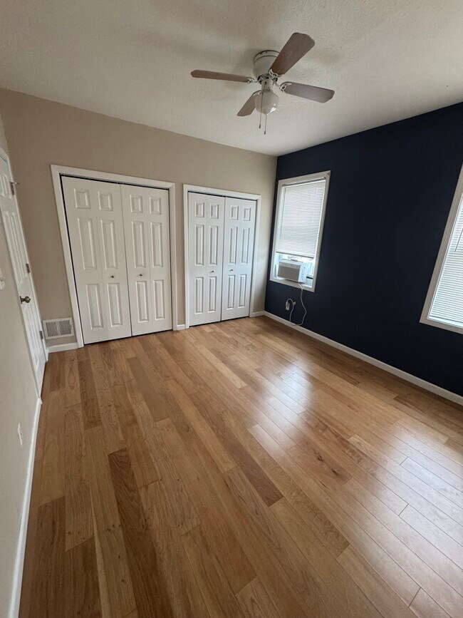 Foto del edificio - 1321 Virginia Ave