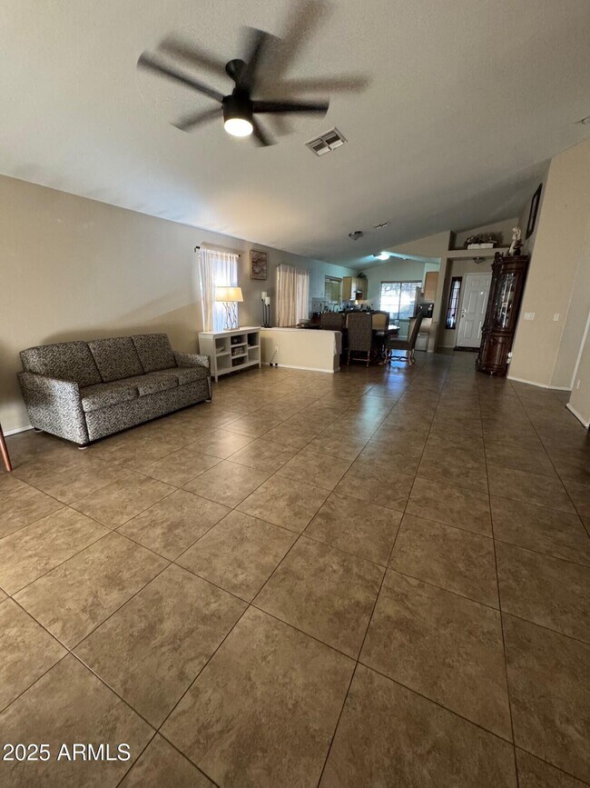 Foto del edificio - 24634 N 39th Ave