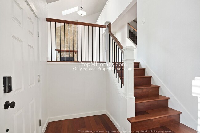 Foto del edificio - Three Bedroom Gem with Bonus Room in Oak Creek Oasis!