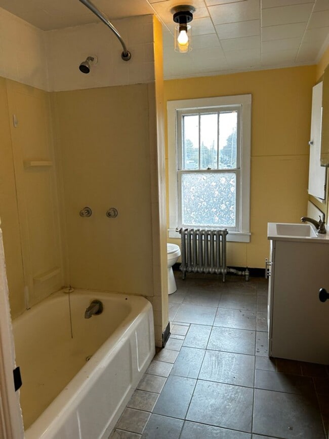 Foto del edificio - 325 Main St