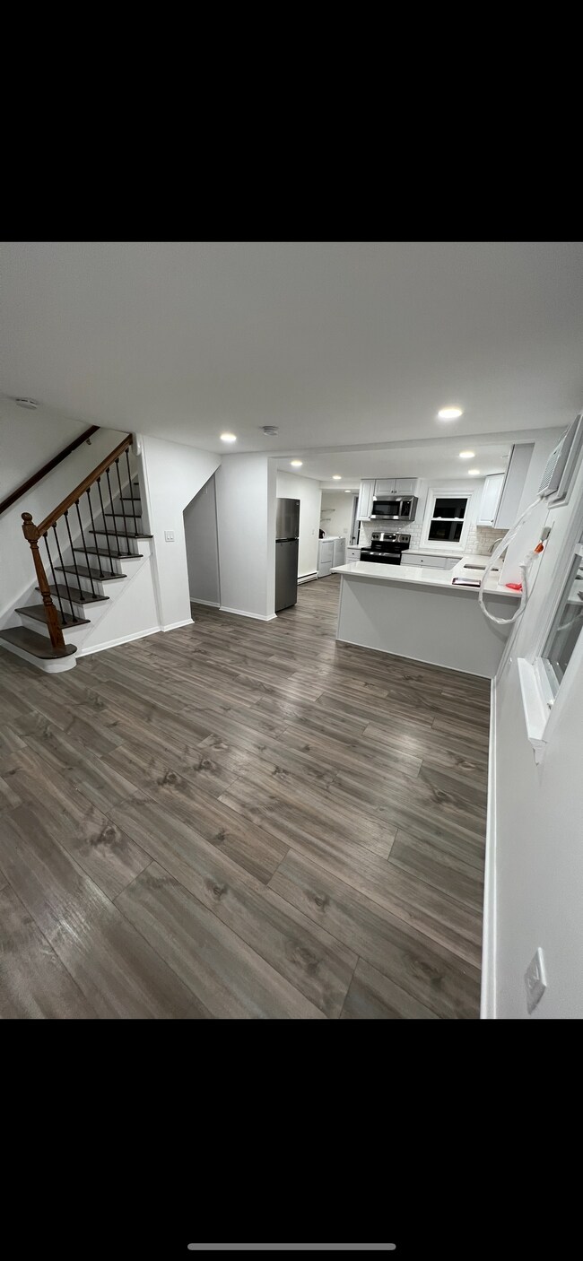 Foto del edificio - 8 Washington Ave