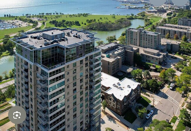 Foto del edificio - 1522 N Prospect Ave