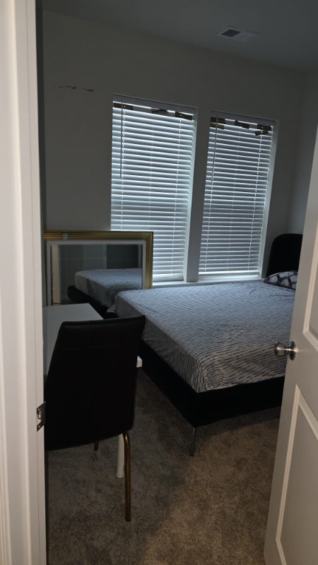 Foto del edificio - 3222 Reservoir Ln