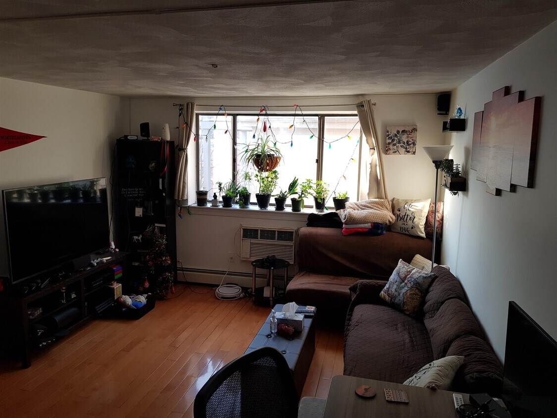 Foto principal - 24 Linden Ave