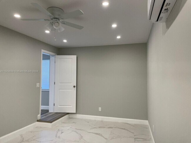 Foto del edificio - 728 20th St