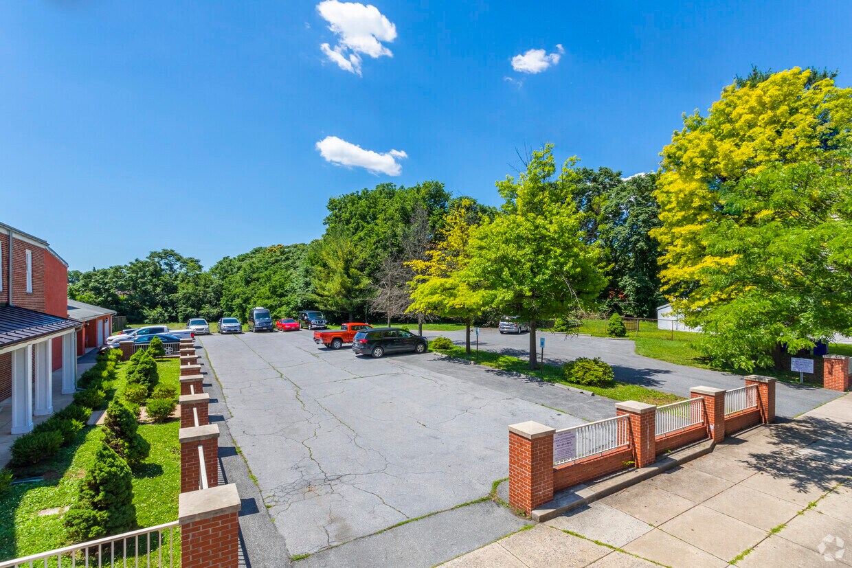 Foundry Square Senior Apartments Rentals in Frederick at 110 W South St Frederick, MD