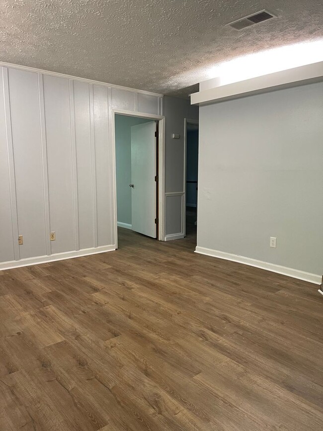 Foto del edificio - 2BR/1BA Duplex in Oconee County! Move in r...