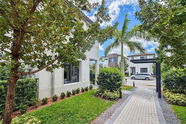 Foto del edificio - 4300 NW 80th Ave