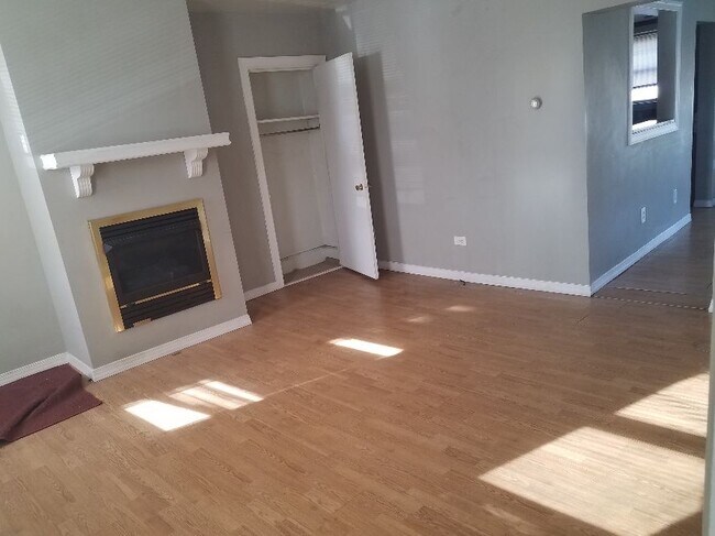 Sala de estar 2 - 3459 Denny St