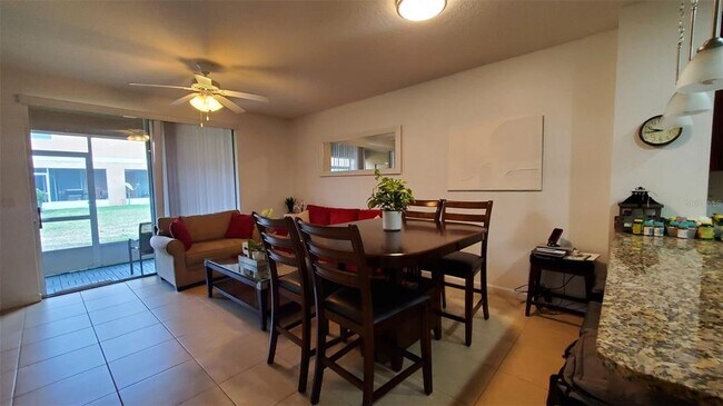 Building Photo - 1531 Chelsea Dr